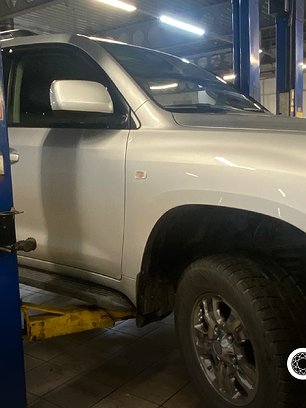 work_gallery/obsluzhivanie-toyota-land-cruiser-200/12-100.jpg